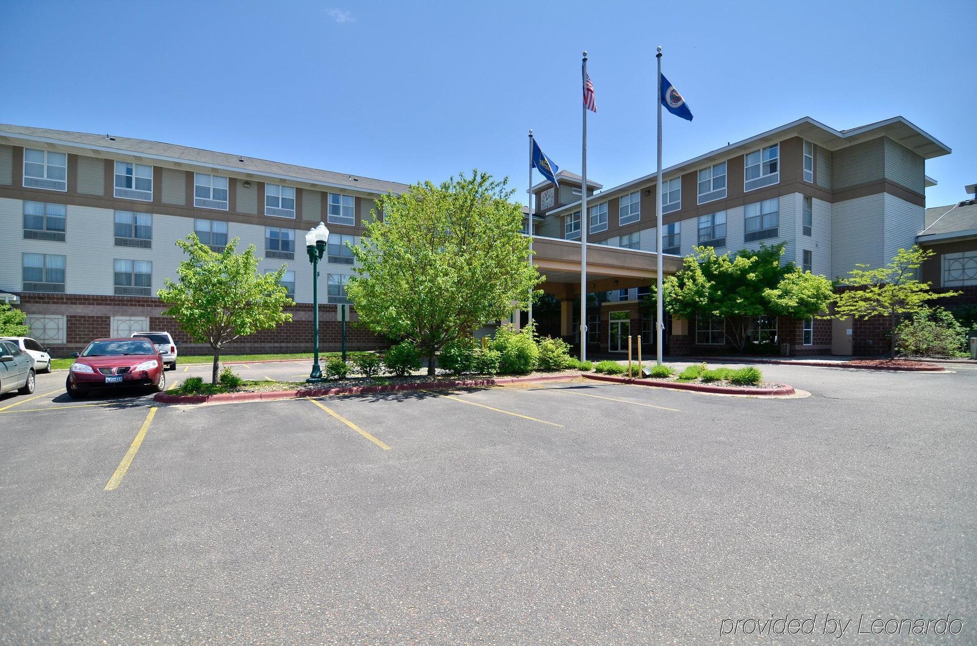 Norwood Inn And Suites Chaska Экстерьер фото
