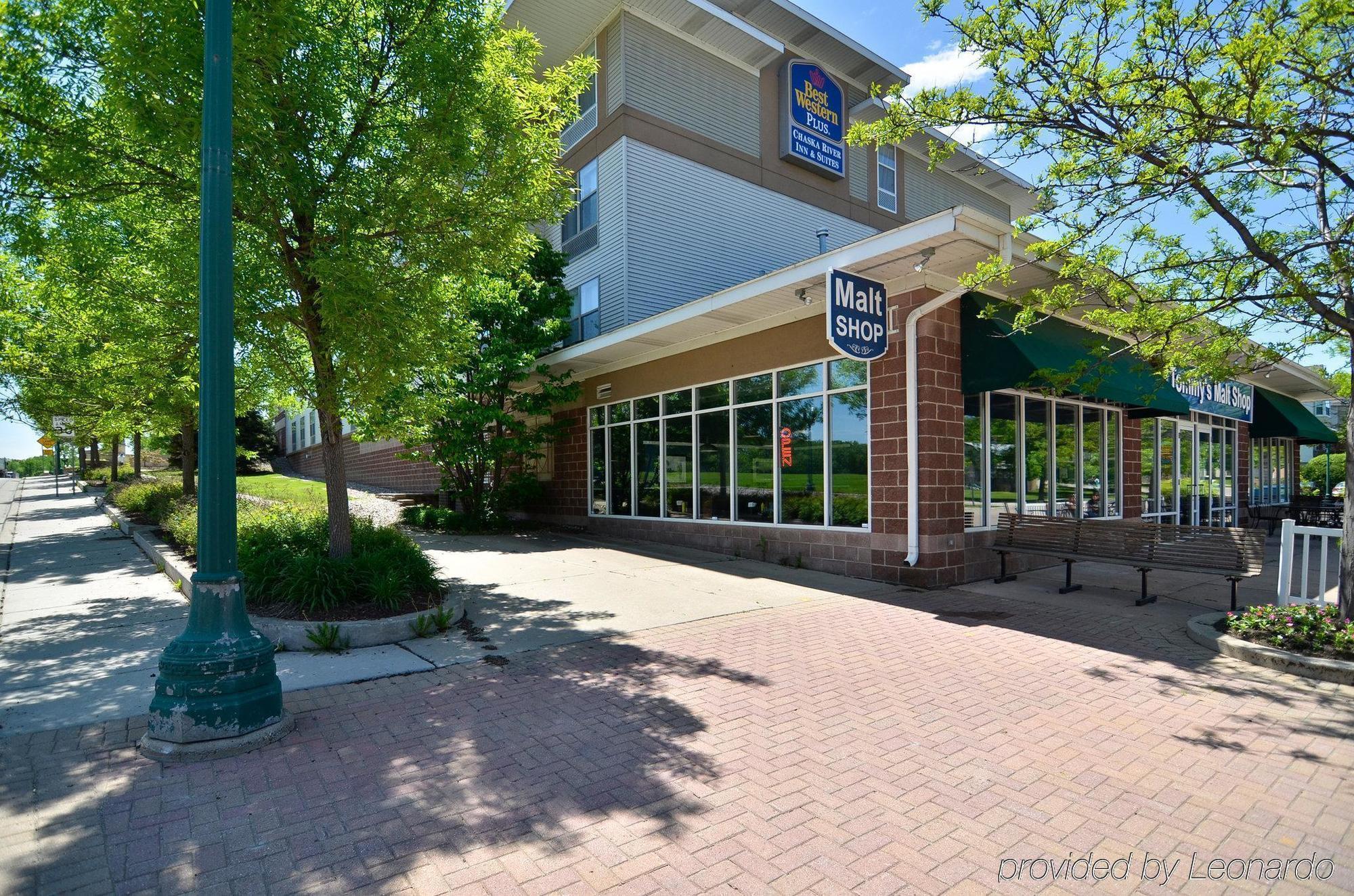 Norwood Inn And Suites Chaska Экстерьер фото